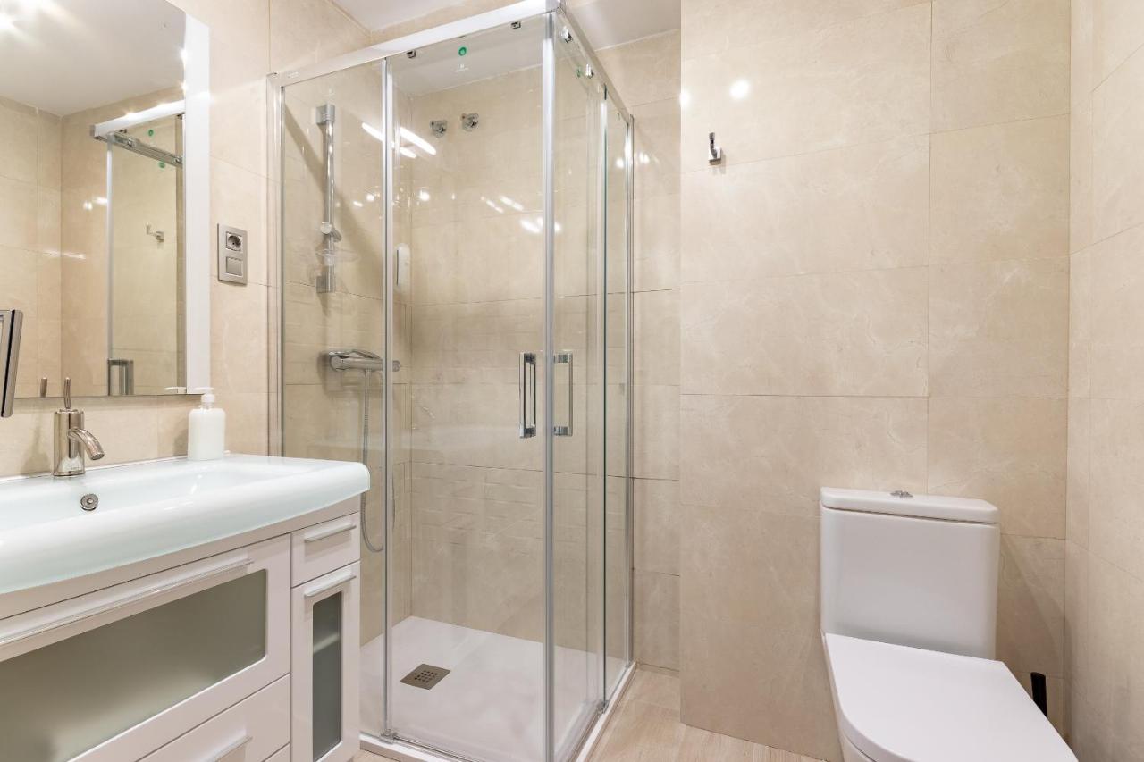 Cruces Metro Rooms Barakaldo Eksteriør billede