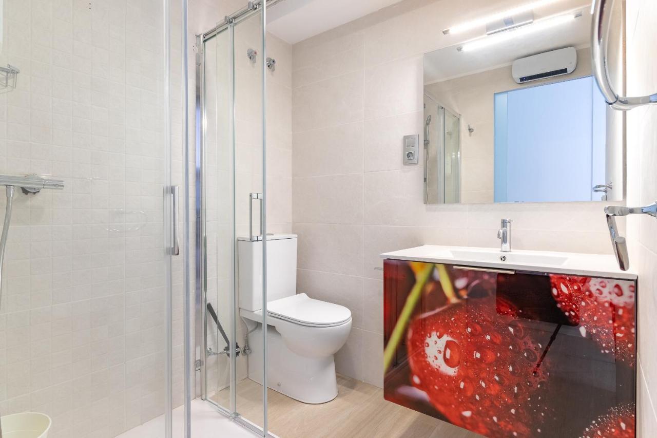 Cruces Metro Rooms Barakaldo Eksteriør billede